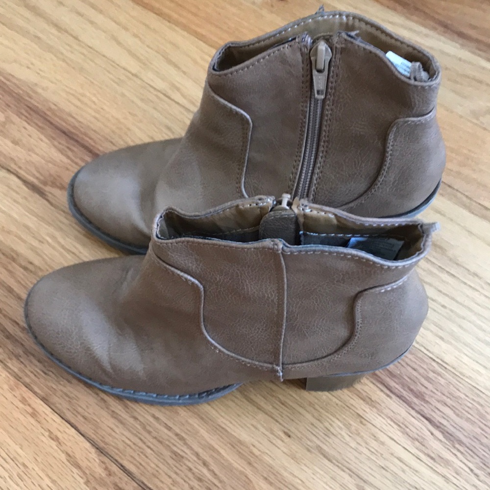 Old Navy booties